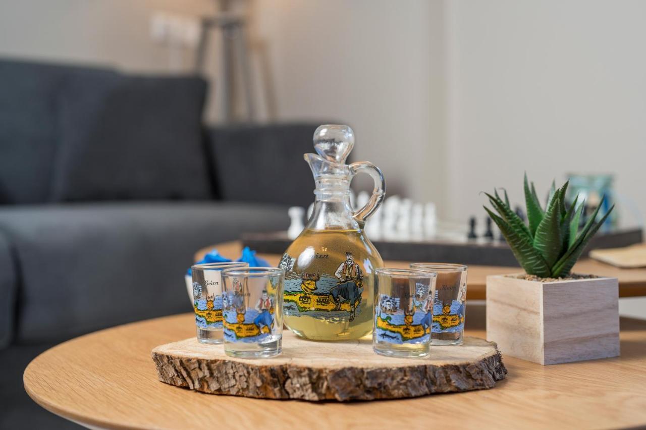 Floral Beach Apt With Lux Extras & Special Treats Колимварион Экстерьер фото