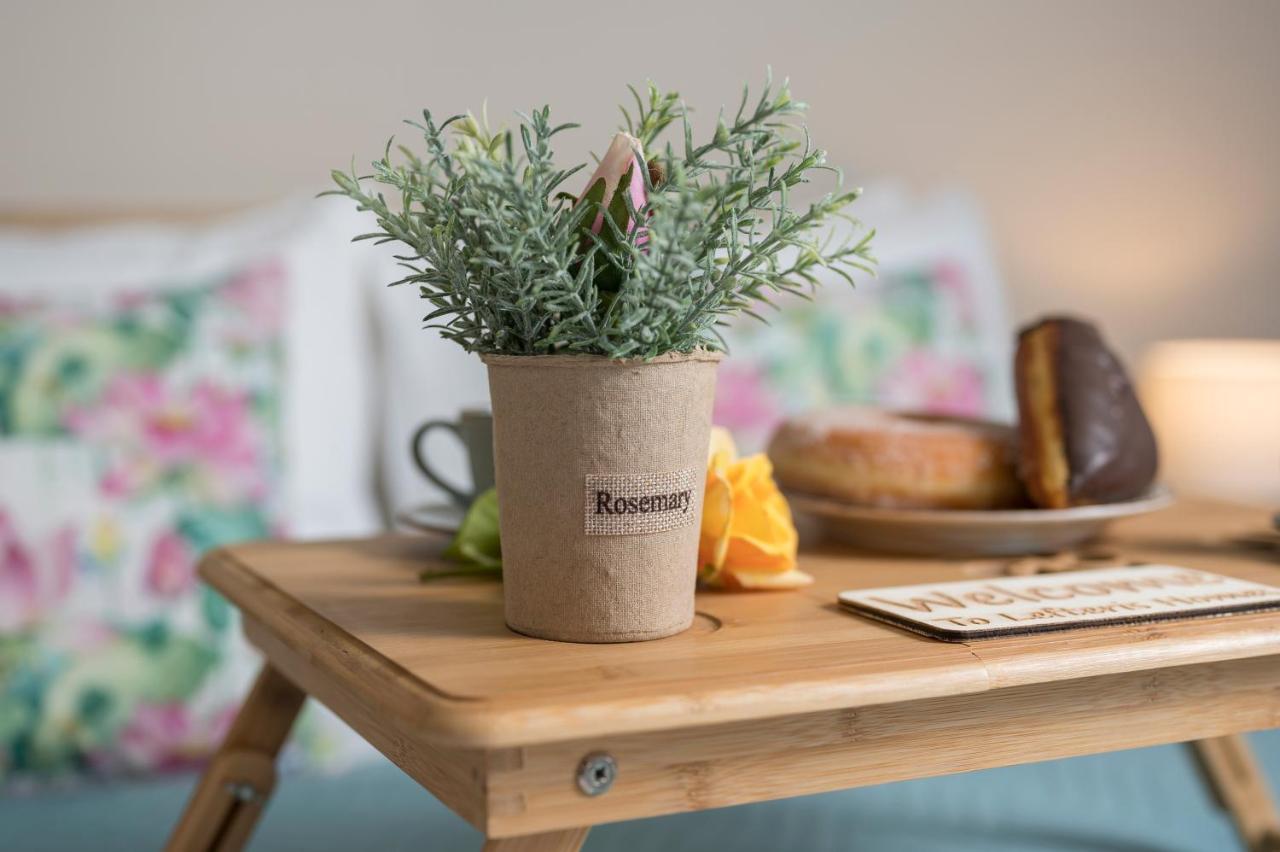 Floral Beach Apt With Lux Extras & Special Treats Колимварион Экстерьер фото
